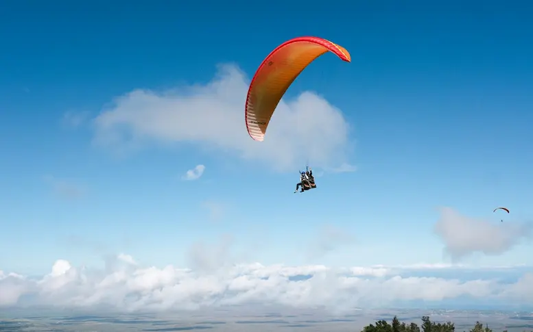paraglide in Maui